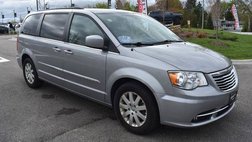 2016 Chrysler Town and Country Touring