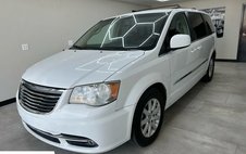 2014 Chrysler Town and Country Touring