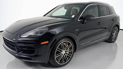 2023 Porsche Cayenne Turbo S E-Hybrid