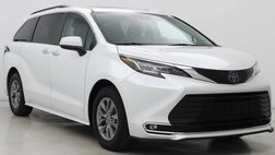 2023 Toyota Sienna XLE