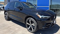 2025 Volvo XC60 B5 Ultra Dark Theme