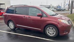 2017 Toyota Sienna XLE