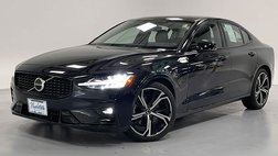 2024 Volvo S60 B5 Core Dark Theme