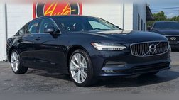 2017 Volvo S90 T6 Momentum