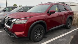 2023 Nissan Pathfinder SV