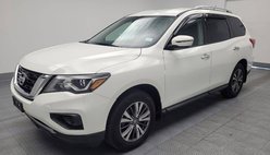 2018 Nissan Pathfinder S