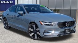 2023 Volvo S60 Recharge T8 Ultimate Bright Theme