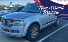 2011 Lincoln Navigator Base