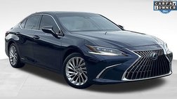 2022 Lexus ES 300h Ultra Luxury