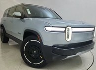 2025 Rivian R1S Adventure