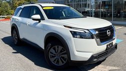 2024 Nissan Pathfinder SV