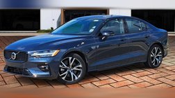 2024 Volvo S60 B5 Plus Dark Theme