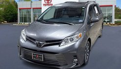 2020 Toyota Sienna XLE