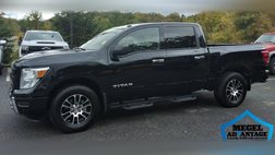 2021 Nissan Titan SV