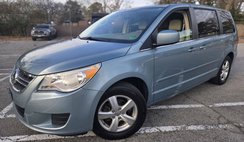 2010 Volkswagen Routan SE
