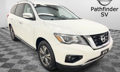 2017 Nissan Pathfinder SV