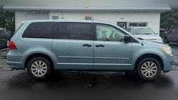 2009 Volkswagen Routan S