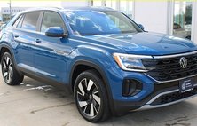2025 Volkswagen Atlas Cross Sport SE 4Motion