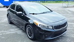 2017 Kia Forte5 LX