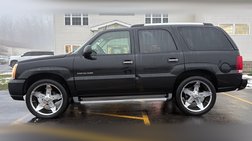 2005 Cadillac Escalade Base