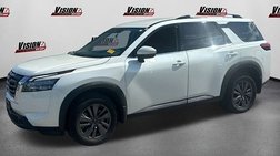 2024 Nissan Pathfinder SV