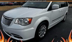 2016 Chrysler Town and Country Touring