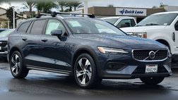 2023 Volvo V60 Cross Country B5 Plus