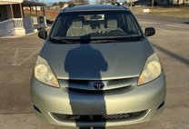 2006 Toyota Sienna LE 7 Passenger