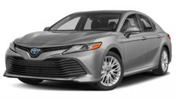 2020 Toyota Camry Hybrid XLE