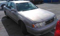 1999 Toyota Avalon XL