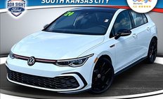 2024 Volkswagen Golf GTI 380 SE