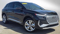 2023 Audi Q4 e-tron quattro Premium Plus 50