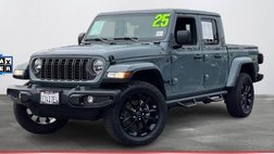 2025 Jeep Gladiator NightHawk
