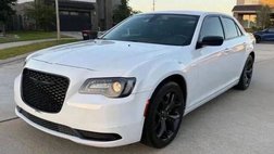 2023 Chrysler 300 Touring