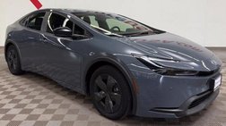 2025 Toyota Prius LE