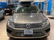 2017 Volkswagen Touareg V6 Executive