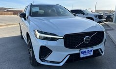 2025 Volvo XC60 B5 Plus Dark Theme