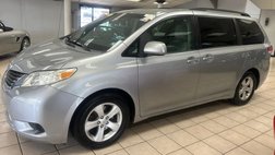 2014 Toyota Sienna LE