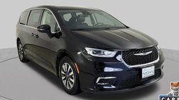 2024 Chrysler Pacifica Hybrid Select