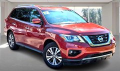 2017 Nissan Pathfinder SL