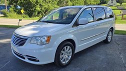 2014 Chrysler Town and Country Touring