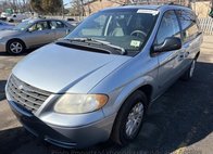 2006 Chrysler Town and Country Base