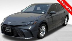 2025 Toyota Camry Hybrid LE