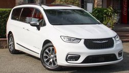 2023 Chrysler Pacifica Hybrid Pinnacle