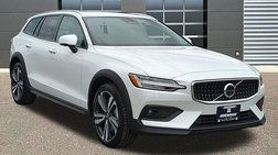 2025 Volvo V60 Cross Country B5 Plus