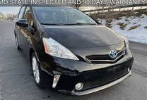 2013 Toyota Prius v Five