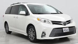 2020 Toyota Sienna XLE
