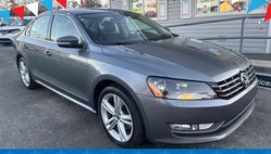 2014 Volkswagen Passat 3.6L V6 SEL Premium
