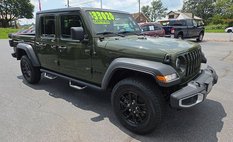 2022 Jeep Gladiator Sport S
