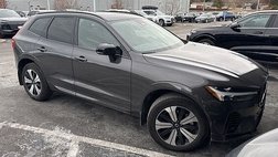 2024 Volvo XC60 Recharge T8 Plus Dark Theme